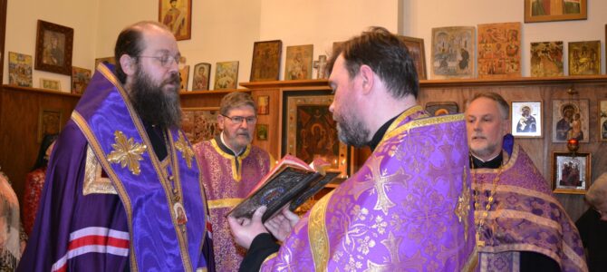 Een nieuw icoon geschonken aan parochie, Soborovanie is gecelebreerd door bisschop Irenei